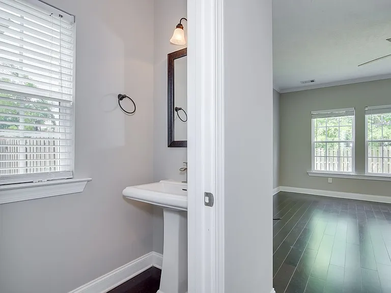 473 Brantley Cove Cir — Photo 18