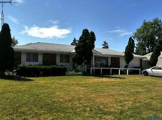 40 Carol Ln, Toledo, OH 43615