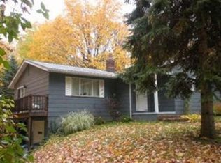 17099 Wing Rd, Chagrin Falls, OH 44023