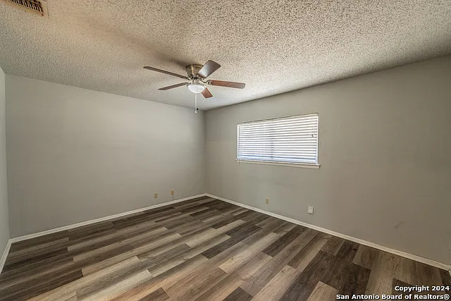 5011 Thomas Paine Dr — Photo 17