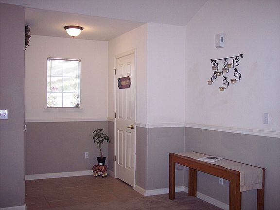 Open entry way