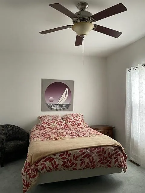 7600 Oster Dr — Photo 3