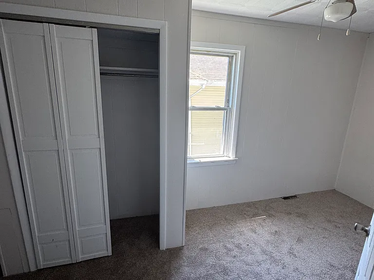 1639 Huddle Ave — Photo 6