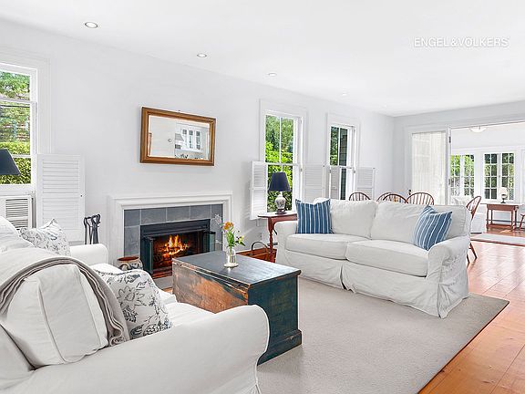 4th image of 58 Garden St