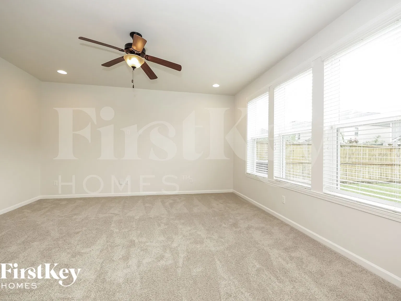 3 bed, 2.5 bath, 2590 sqft, $2,645 — Photo 3