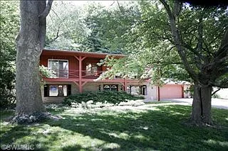 4013 Rockwood Dr photo 1