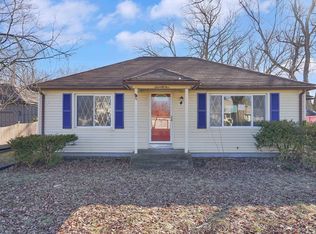 75 White St, Ludlow, MA 01056