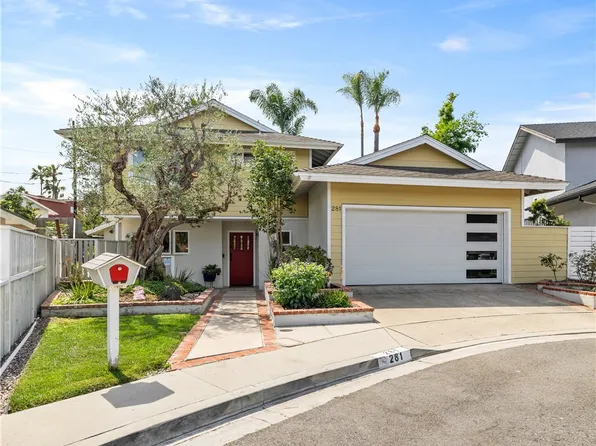 281 Brentwood Pl, Costa Mesa, CA 92627