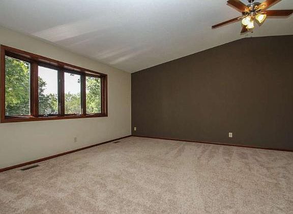 3rd image of 4259 Gershwin Ave N