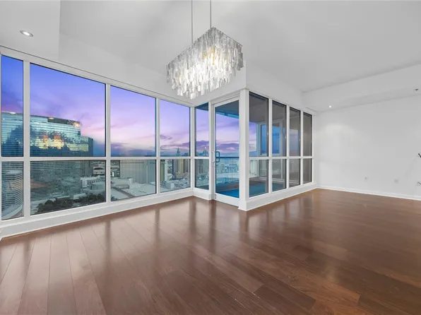 4575 Dean Martin Dr Unit 3009, Las Vegas, NV 89103