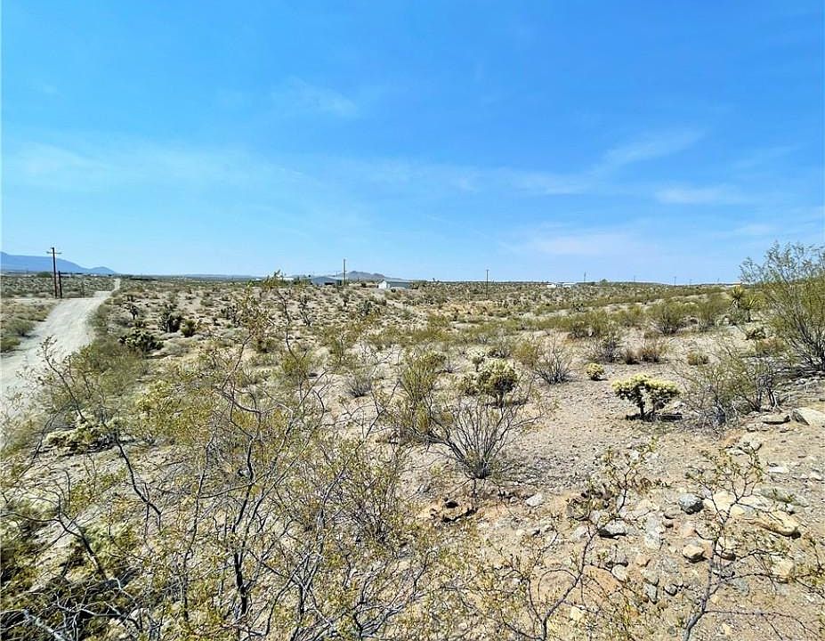 2nd image of 840 N Diamond Creek Dr