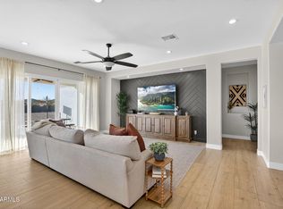 629 W CLOUD Road, Phoenix, AZ 85086