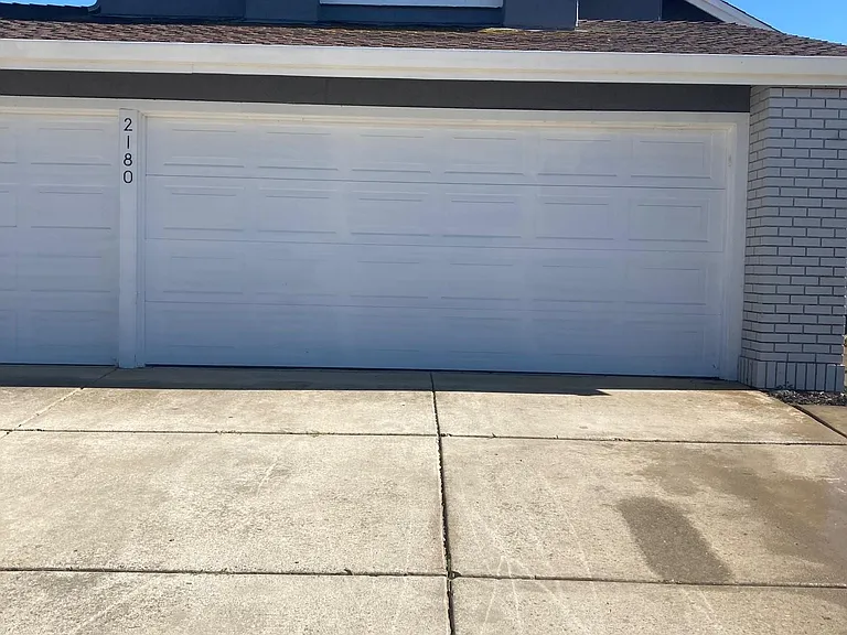 2180 Breaker Ct — Photo 3