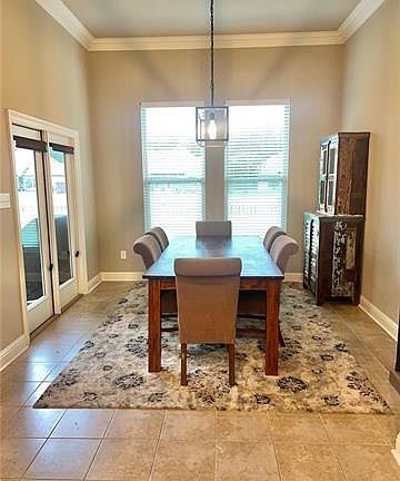 3rd image of 20259 Camden Ln