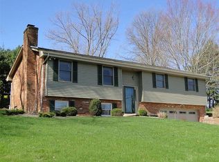 909 Bebout Rd, Venetia, PA 15367