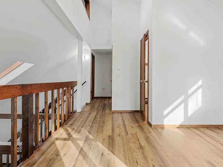 124 Tepee Dr — Photo 14
