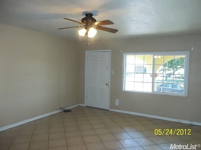 2nd image of 1501 E 8th St