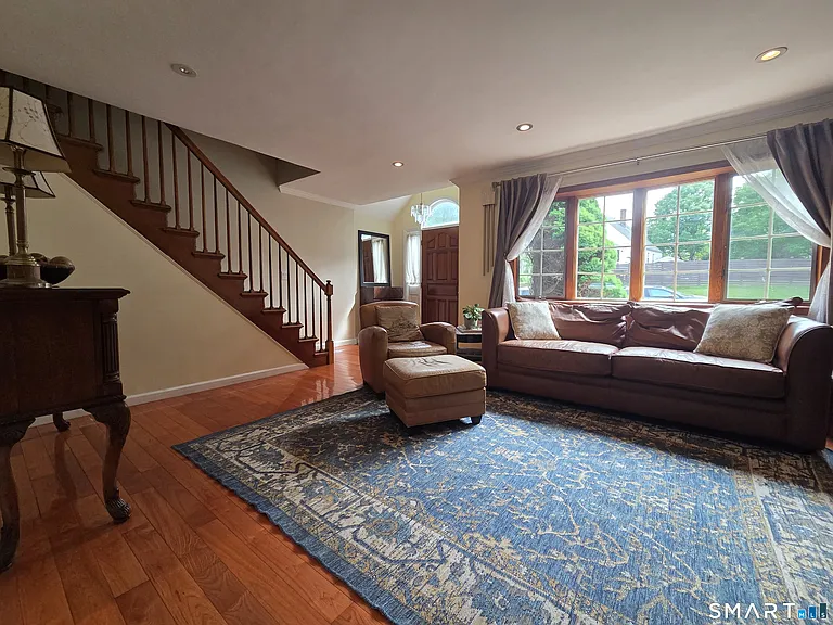 156 Fieldcrest Dr — Photo 17