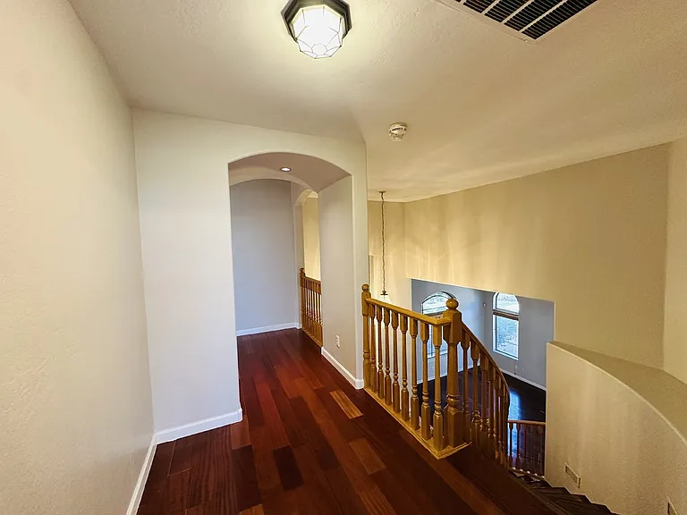 672 W Raven Dr — Photo 23