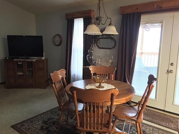 5th image of 2111 Bridgewater Dr