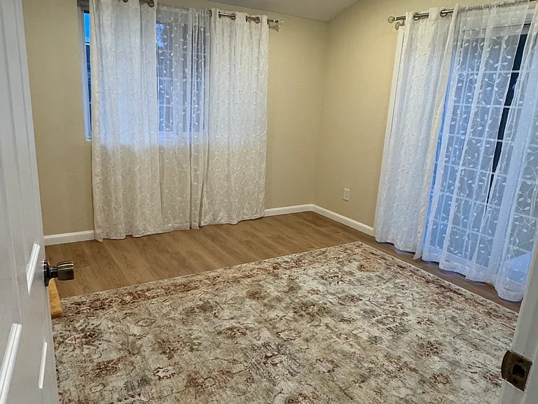 3021 Stonehenge Rd — Photo 9