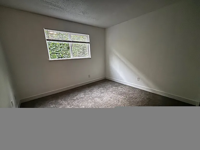 3547 SE Milwaukie Ave — Photo 3