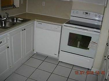 4th image of 820 NW 87th Ave APT 103