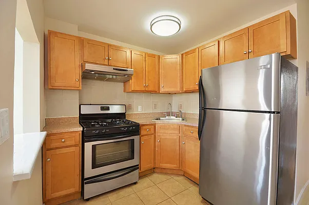 Rented by Corcoran | media 7