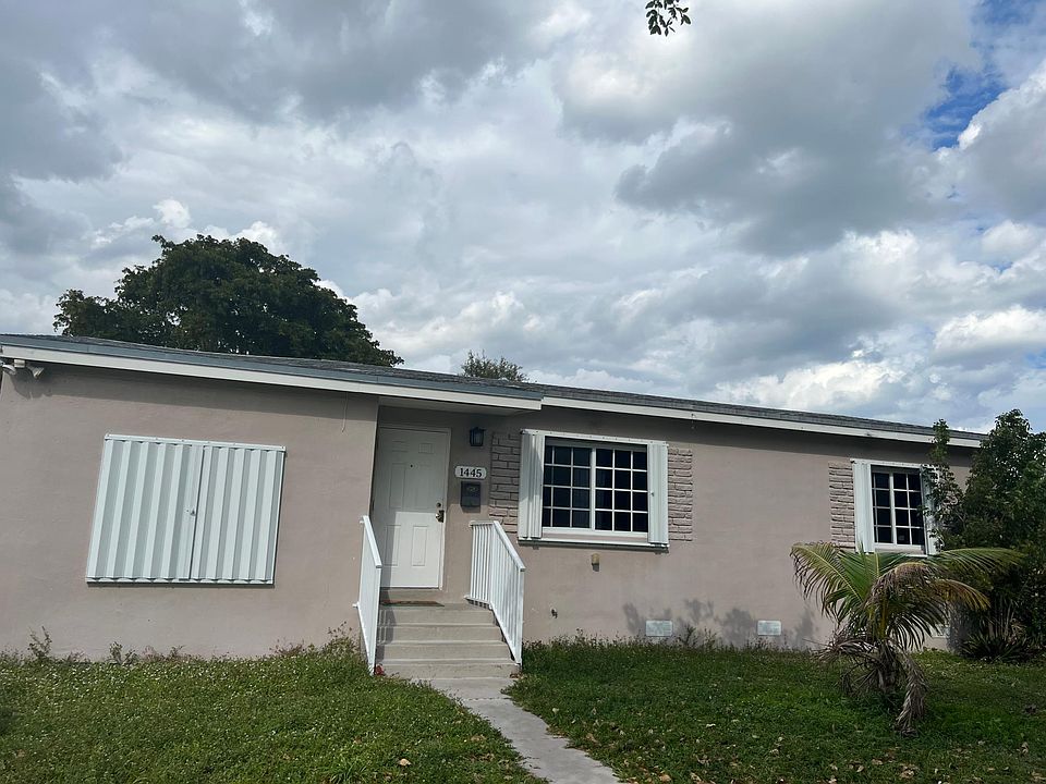 1st image of 1445 NE 138th St