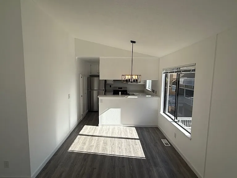 300 Mill Rd — Photo 5