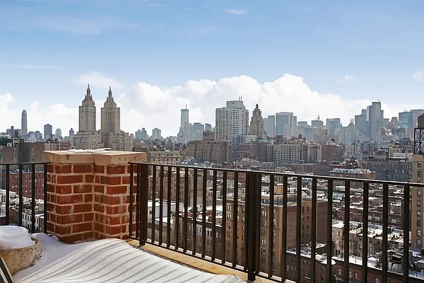 Sold by Corcoran | media 13