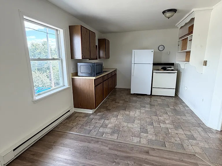 315 N Broadway St #C — Photo 1