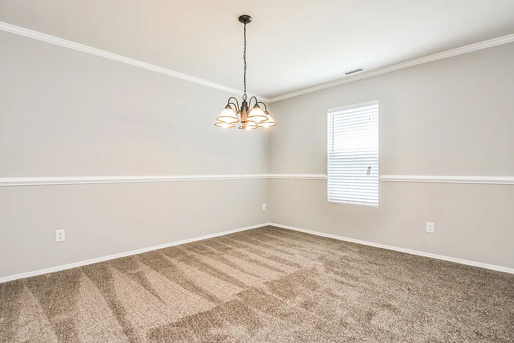 4 bed, 2.5 bath, 2724 sqft, $2,460 — Photo 4