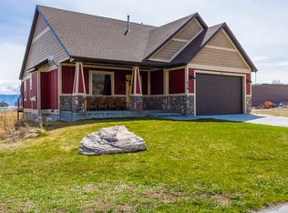 616 N Lochwood Dr, Garden City, UT 84028
