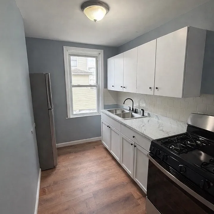 50 Haffards St #1