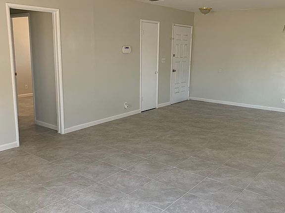 5th image of 16344 Yucca Ave
