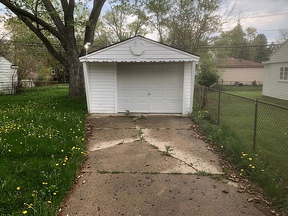 5th image of 11364 Farley Ave