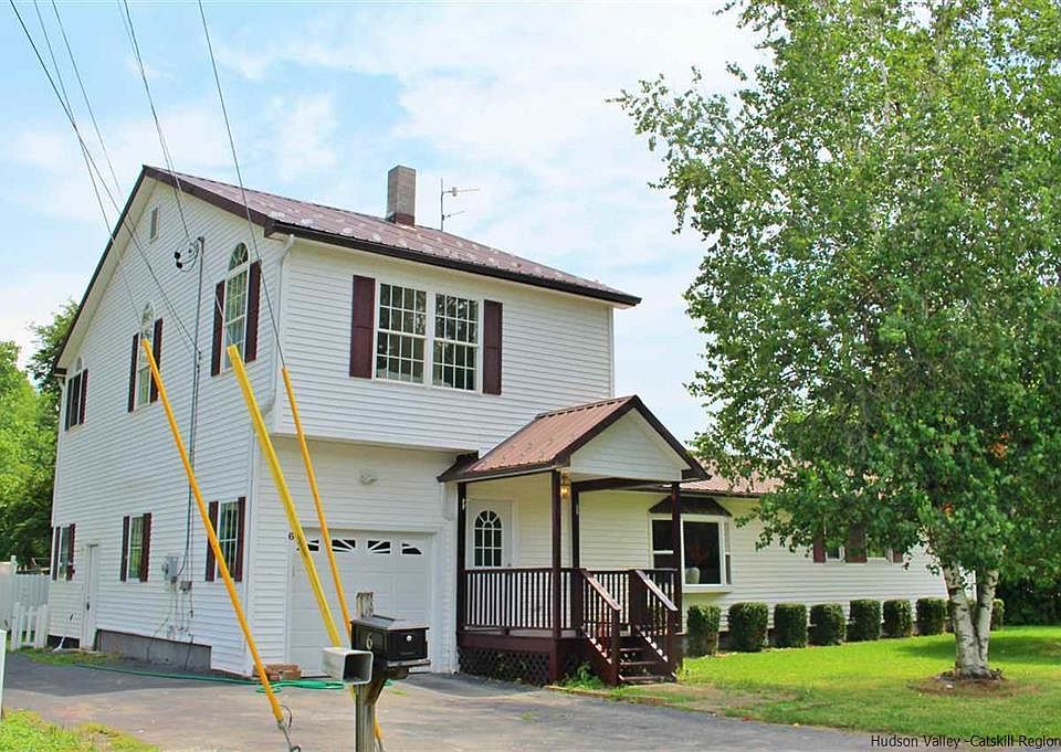 1st image of 6 Carlo Dr