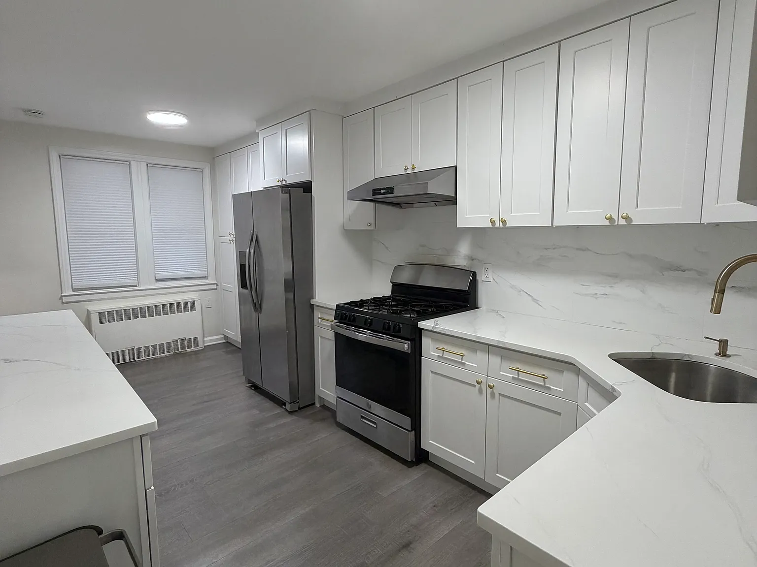 34-32 Corp Kennedy Street — Photo 2