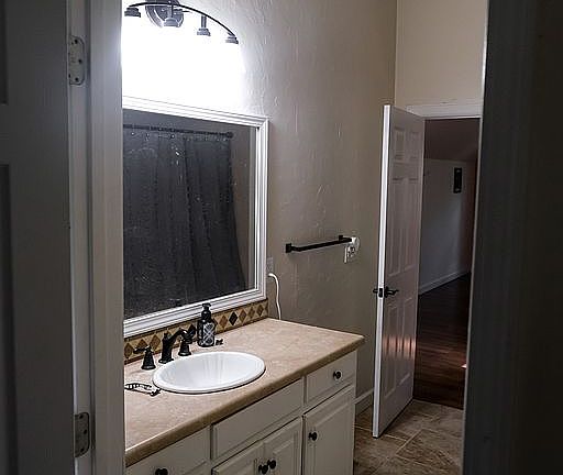 2nd Story Bathroom