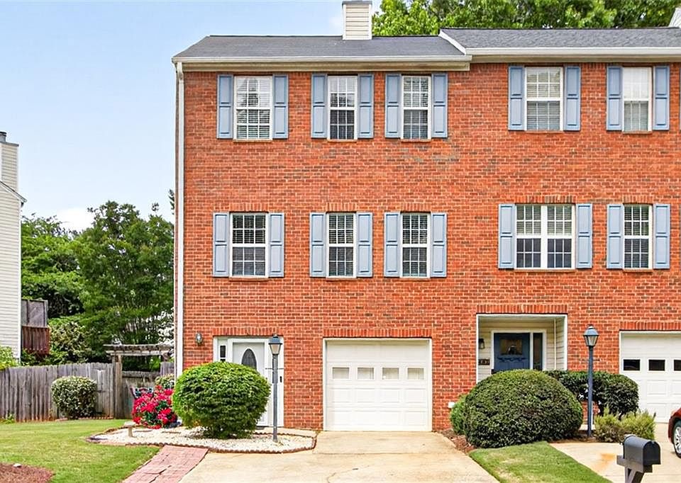 1st image of 2484 Stonegate Dr NW