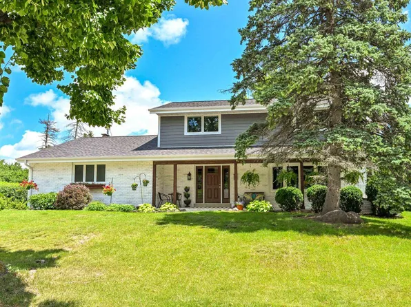 2638 North 122nd STREET, Milwaukee, WI 53226