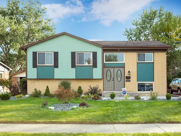 22415 Donnelly Ave, Brownstown, MI 48193