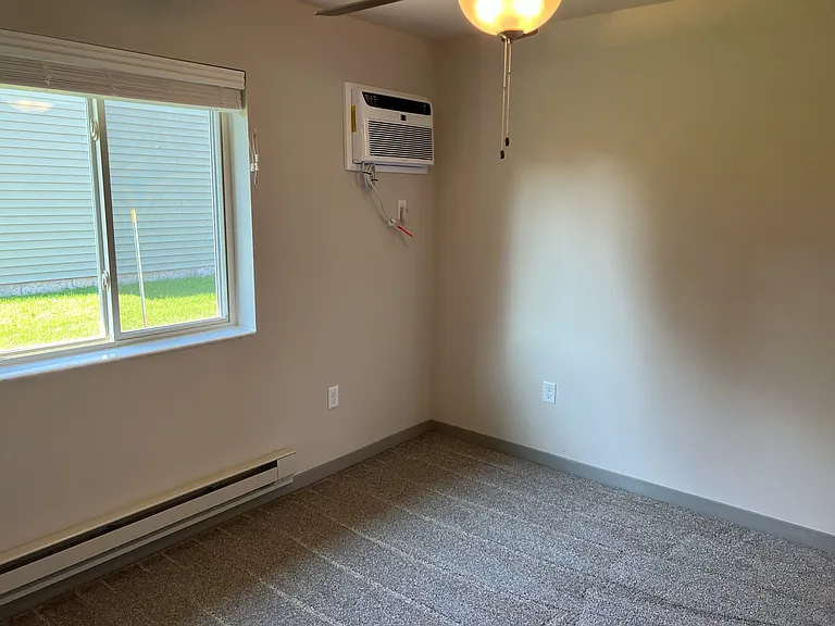 1209 Salem Dr — Photo 8