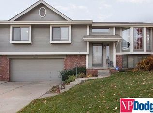 15377 Locust St, Omaha, NE 68116