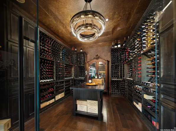 11118 Anaqua Spgs, Boerne, TX 78006