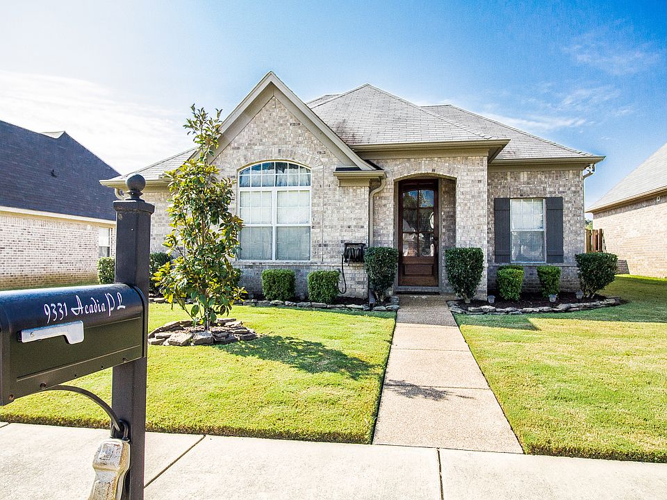 1st image of 9331 Acadia Pl
