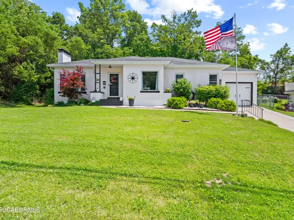 1417 Hough Park St, Jefferson City, MO 65101