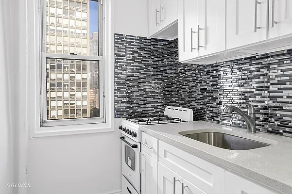 Rented by Corcoran | media 12