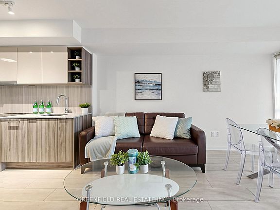 5th image of 31 Tippett Rd #333